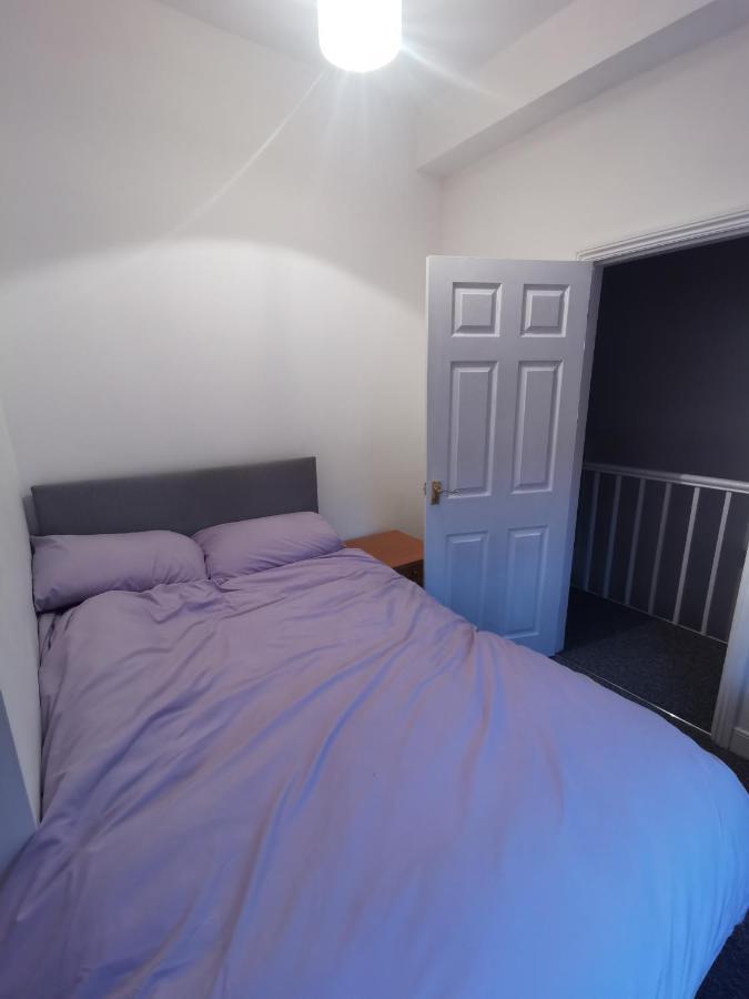 Parkside House 3 Bedroom 2 Bathroom. Parking. Barrow-in-Furness Exterior foto